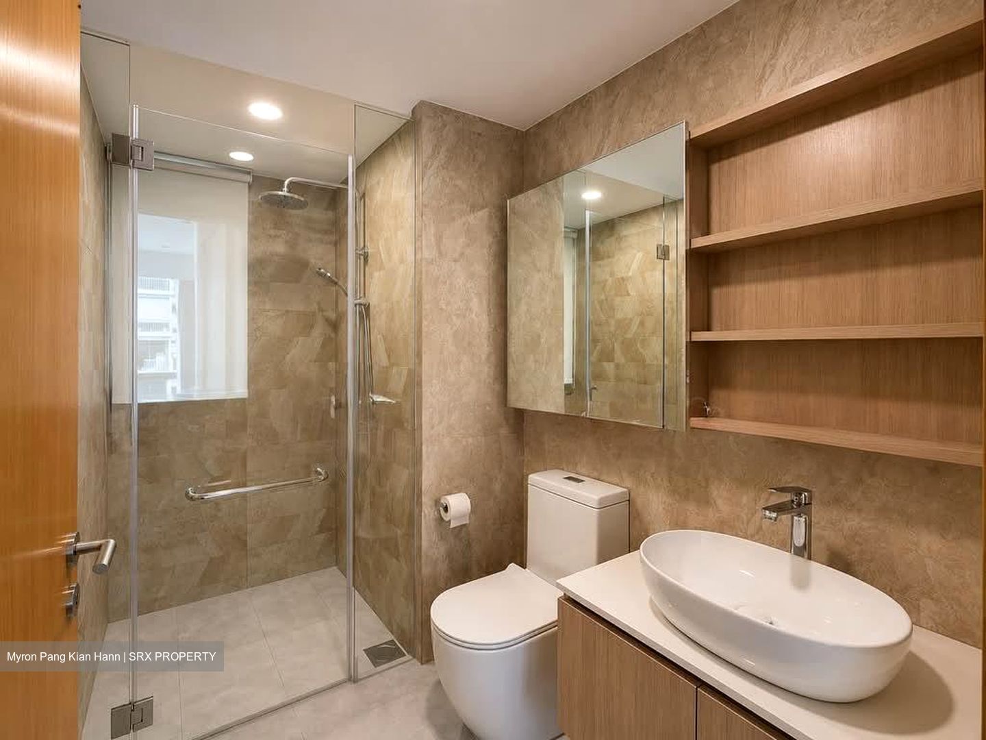 The Vales (D19), Condominium #556057051